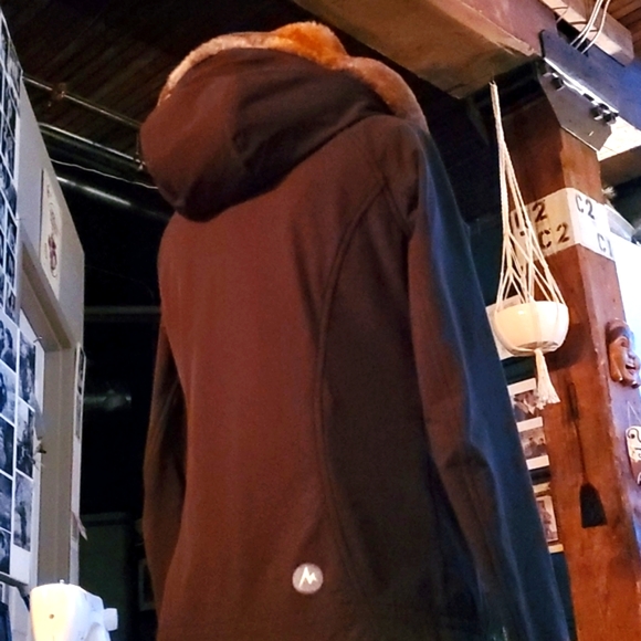 MARMOT jacket!! - Picture 6 of 6